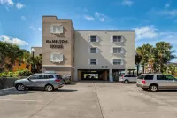 WAKE UP TO THIS AMAZING VIEW - Large Balcony - New Kitchen & Bathroom