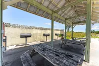 Oceanfront-Fully Renovated~Next to 30A in Gated Community of Carillon