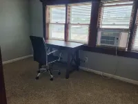 Cozy upstairs bungalow
