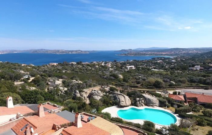 COTTAGE DOLCEVITA by KlabHouse -4BR w/Panoramic Hot Tube- shared pool