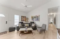 Cozy Beach Retreat - Cape Canaveral Beach