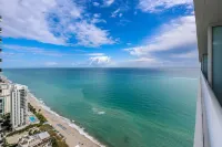 Luxury Oceanfront Spacious 3 Bedroom