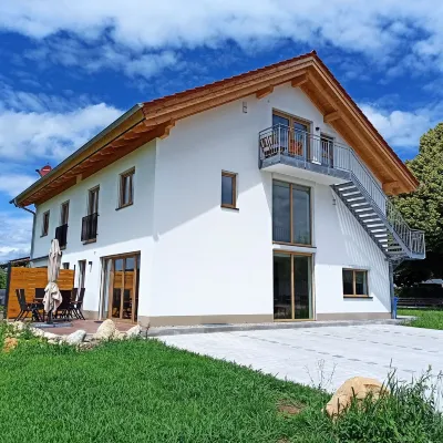 New vacation apartment with mountain views Hotel a Teisendorf