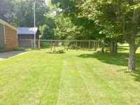 Perfect Woodstock Getaway! Lovely Riverside Home Отели рядом с достопримечательностью «Публичная библиотека Норман Уильямс»