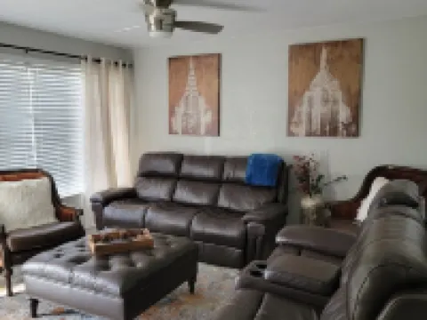 Large house Jacuzzi Tub in Master bedroom Hotels in Cocoa