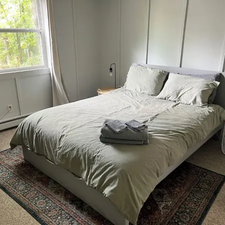 4 Bedroom Basye, VA with Nearby Skiing, Lake & Mountain Biking. Fully Equipped