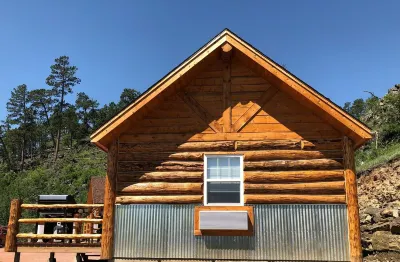 8 miles to Mount Rushmore - Sleeps 2 to 6 Hotels near Mount Rushmore National Memorial
