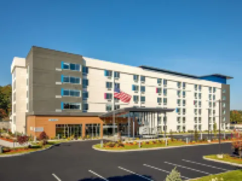 Aloft Framingham Hotels in Framingham