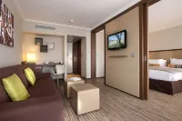 AC Hotel by Marriott Ambassadeur Antibes - Juan Les Pins