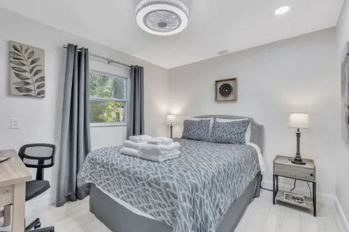 Downtown Haven, Siesta 8 mi, Lido 4 mi, walk to DT