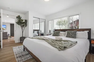 Long Beach Last Minute Discount! - BBQ - Fireplace - Family Friendly