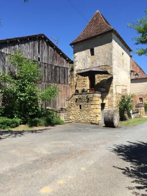 "Le Pigeonnier", in the valley of the 5 castles in Périgord Noir