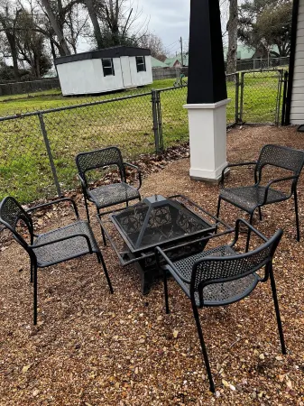 The Piano House, 613 S. Charles St, Bellville, Tx 77418