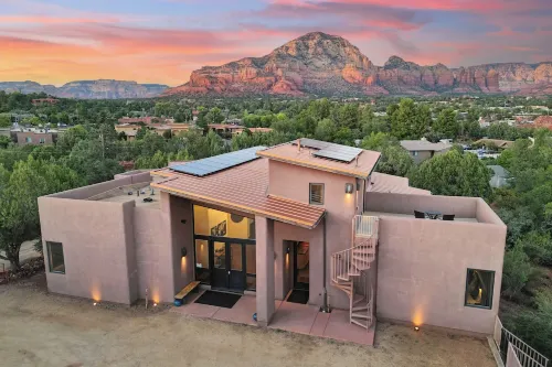 Heated Infinity Pool - New West Sedona - Spectacular Red Rock Views