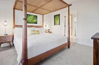 Pili Mai 14D, 3 Bdrm, 3 Bath, AC, main floor