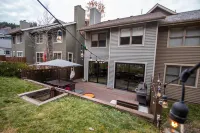 "Charming 3 Br Old Town Retreat. Steps from Historic Main Street"