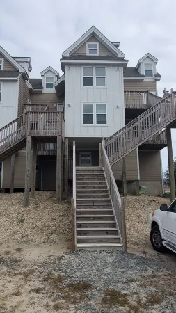 Beachfront Home with  Outdoor Pool and New Indoor Pool/Hot Tub/Sauna/Rec Center! Отели рядом с достопримечательностью «Life is Good»