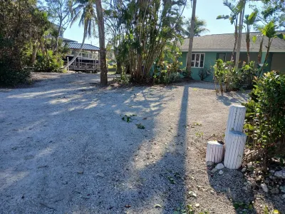 On Gulf Access Canal Peaceful Wooded Lot Close To Everything 1.2 Mi 2 Beach Hotels near Rural King