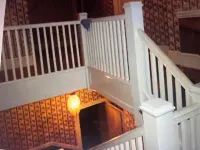 Peace Apartment, upstairs with king size bed. Hotels in Anniston