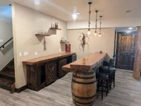 Not Your Typical Mountain Cabin - Must See Sunsets Hotel a Donegal Township