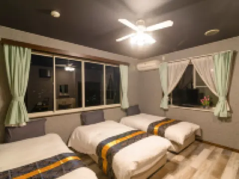 ペンション アルハンブラ 真鶴のホテル