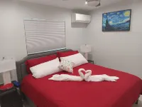 Second floor Apt D 1 mile from waterfront and downtown. Just 2 miles from beach!