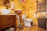 Fishing Cabin w/ Air Purifier