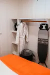 Updated cabin walking distance to both restaurants and amazing hiking trails!