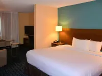 Comfort Inn & Suites Hotels in Hitchcock