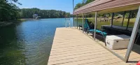 Secluded 3 bedroom retreat on Lake Thurmond/Hill with a private dock.