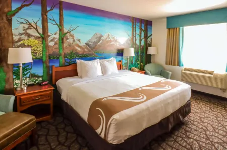 Quality Inn & Suites Sequim at Olympic National Park