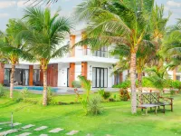 Biệt thự mặt tiền biển Saint Simeon Resort Hotels in Ba Ria