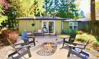 Stylish Douglas Retreat - Steps from Dunes Resort!