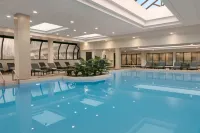 DoubleTree by Hilton Canton Downtown - Family Friendly
