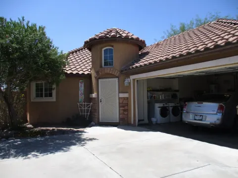 Upscale But Cozy Beach Retreat In The Desert Near Phoenix With Private Pool