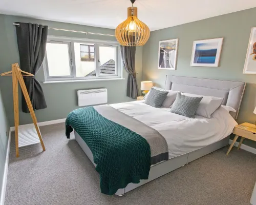 Oceanside | Sleeps 6 |Walk to Beach & Stylish Hotele w: Croyde