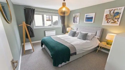 Oceanside | Sleeps 6 |Walk to Beach & Stylish Hotels in Croyde