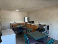 Maple Tree Inn