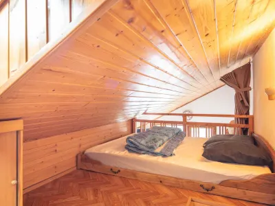 Les Visons 1 Hotels near Le Laitelet