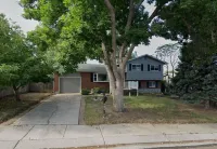 Charming 4-bedroom home with WiFi and massage chair in fabulous Colorado Springs Hotels near Men's Wearhouse