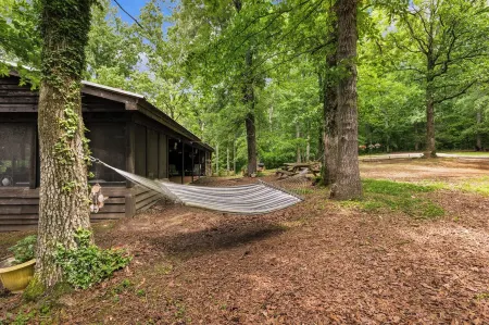 Unplug & Relax at our Tennessee River Cabin Getaway - Hunt, Fish, & see BIGFOOT!