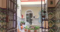 Pension Azahar Hotels in Metropolitan Area of Seville