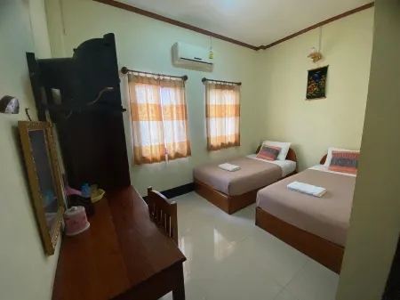 A Tee Guesthouse