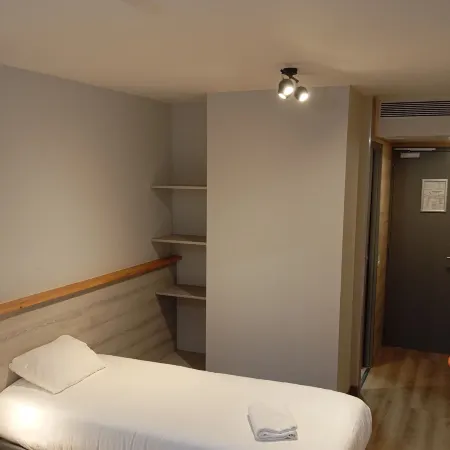 Logis Hôtel Acotel Avignon Nord