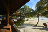 Ray Caye Island Resort - Bãi biển