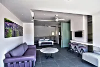 Lavender Cove - balcony