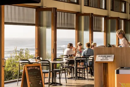 Riverside Holiday Apartments Отели рядом с Аэропорт Байрон Гейтуэй