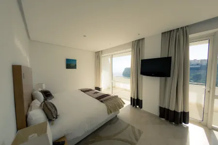 Suites Hotel Mohammed V Отели в г. Ajdir