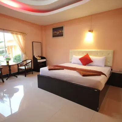 Windsor Resort Hotels near King's Narai Palace