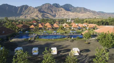Adi Assri Beach Resorts and Spa Pemuteran Отели рядом с достопримечательностью «Biorock Pemuteran bali»